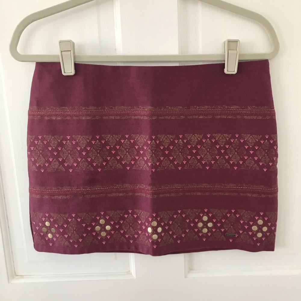 hollister RARE burgundy & gold mini skirt NWOT
